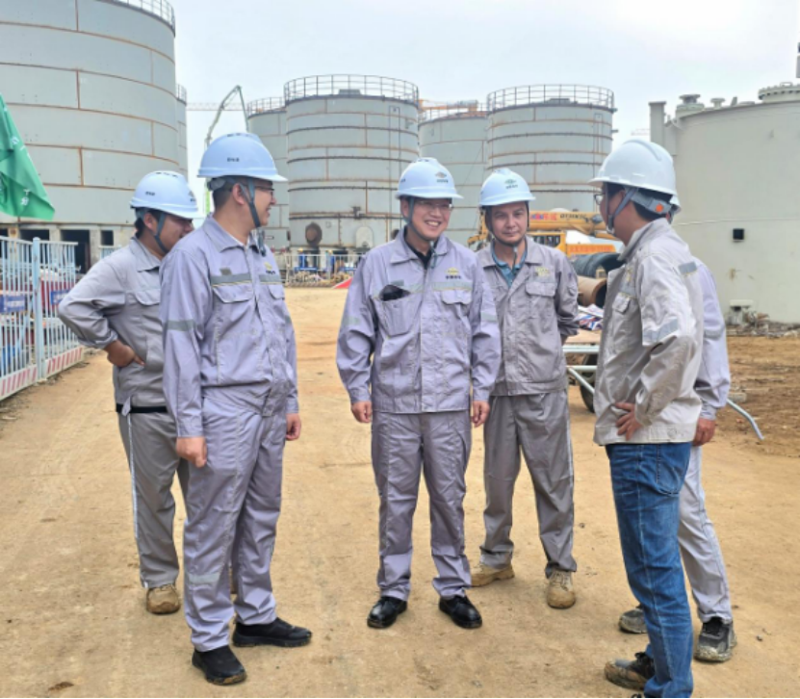 唐文方到公司湖北徽陽項目開展節日帶班檢查